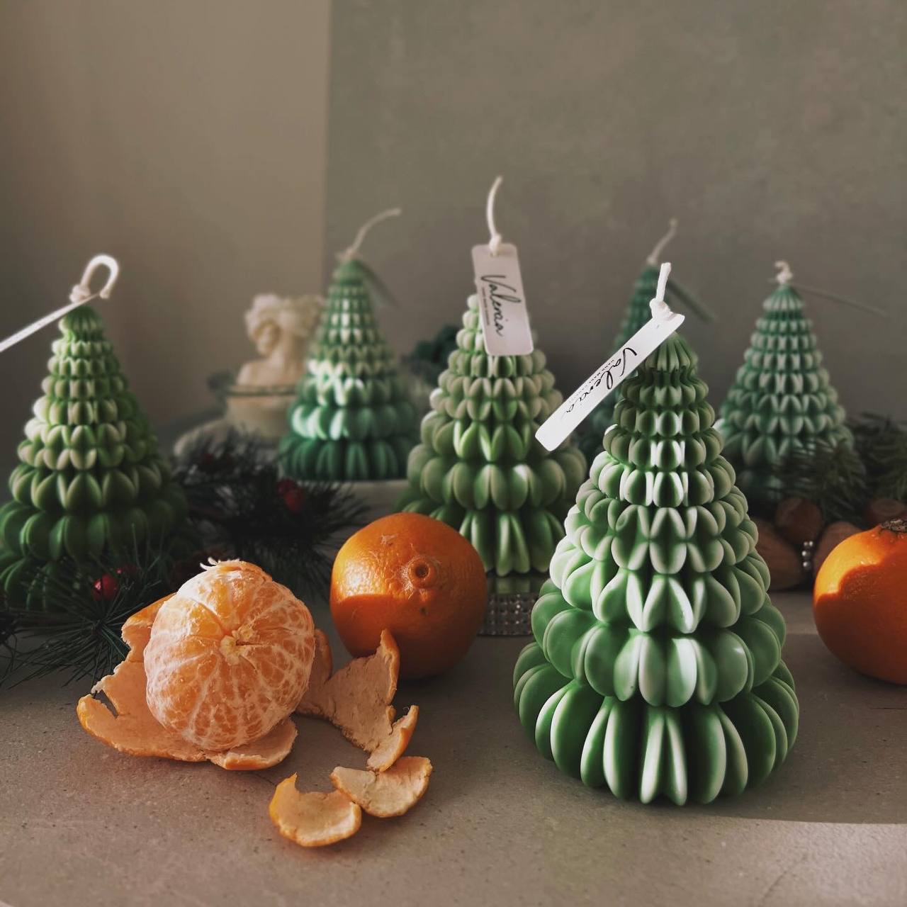 Round Christmas Tree Candle - Valencia